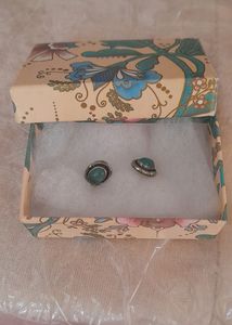 Simple Onex Silver Studs In Beautiful Gift Box