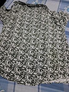 White &amp; Black Leaf Print Casual Shirt