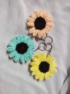 Set of 3 Flower Keychains