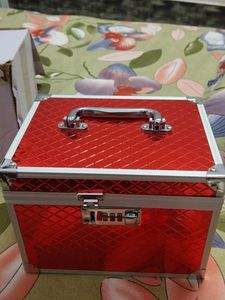 makeup box