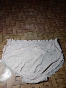 Comfortable Lace Trim Briefs