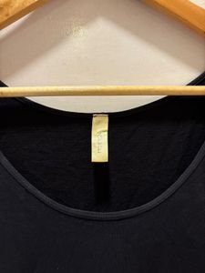 Classic Black Long sleeve Top