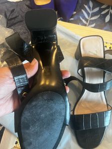 Reduced Chic Black Croc Print 40 cm Block Heels