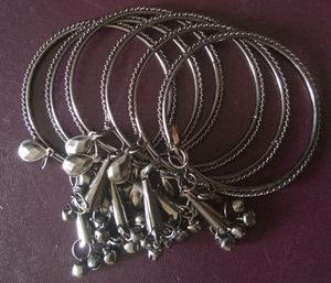 Metal Bangle Set  (Pack of 6)