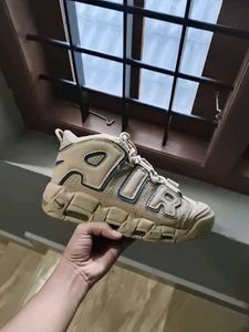 Nike Air uptembo