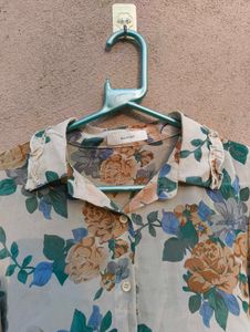 Floral Print Button-Up Blouse