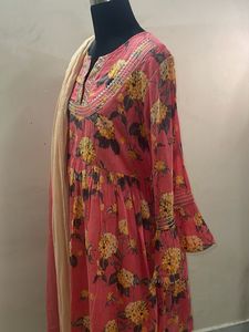 Floral Print Kurta Set with Dupatta