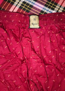 combo offer - red shorts with blue kapri
