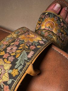 Embroidered Floral Slide Sandals
