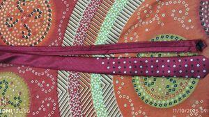 The lucky tie Red Patterned