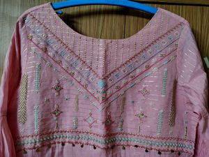 New Elegant Pink Embroidered Kurta