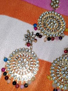 Elegant Kundan Jewelry Set