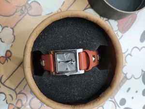 Stylish Helix Women's Watch
