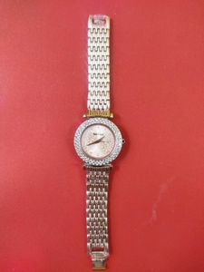 Elegant Women's Rose Gold Watch