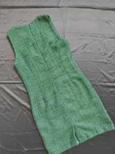 Elegant Bottle Green Tweed Sleeveless Dress