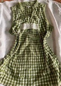 Sale !!!Bossini Green Checkered Top