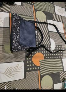 Stylish Shoulder Bag with Unique Pattern