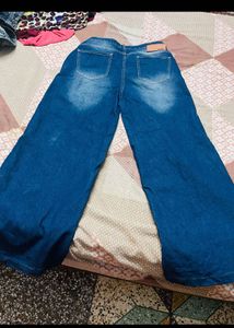 wide leg jeans 30-32