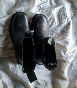 Black Chelsea Boots
