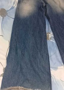 Distressed Wide Leg Jeans