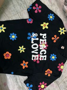 Peace &amp; Love Graphic T-Shirt
