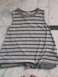 Striped Sleeveless Tunic Top