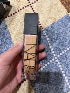 NARS Natural Radiant Longwear Foundation