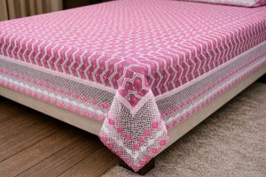 Beautiful Pink Geometric Pattern Bedsheet Set