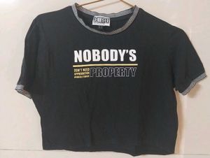 Jennyfer "Nobody's Property" Crop Top