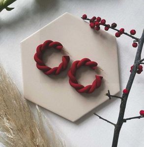 Bold Twisted Hoop Earrings - 1 Pair