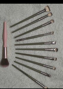 brush set