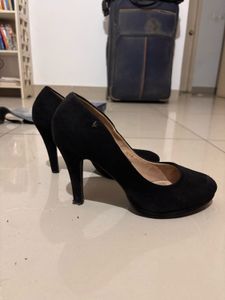MAST &amp; HARBOUR Beautiful High Heels For Sale