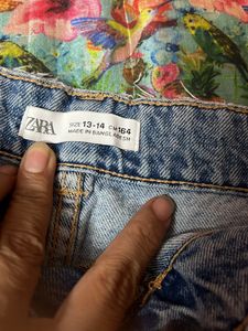 Denim Shorts Divider