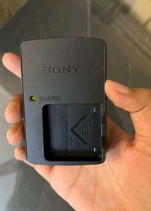New Sony charger for Digital Camera Batteries