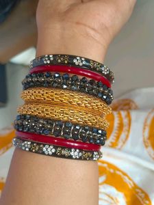 Set of Stylish Bangles
