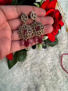 Elegant Beaded Necklace and Earring Set