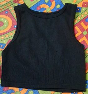 Black Ribbed Cropped Tank Top