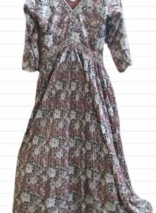 Elegant Floral Pleated Maxi Dress