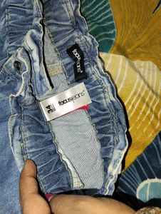 Light Wash High-Waisted Denim Jeans