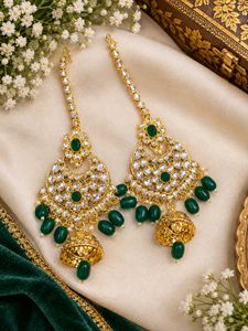 Intricate Emerald &amp; Gold Indian Bridal Jewellery S