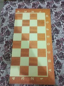 Foldable Wooden Chess