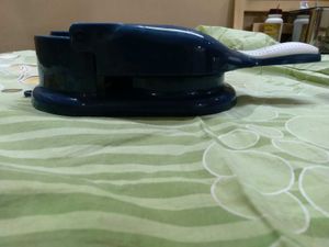 Blue Ravioli and Dumpling Maker
