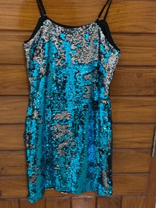 Sparkling Sequin Mini Dress🪩💙