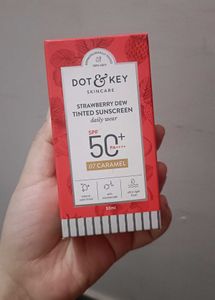 DOT & KEY Strawberry Dew Tinted Sunscreen SPF 50+