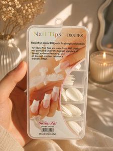 Yu Yao Zhi 100pcs Nail Tips With Glue