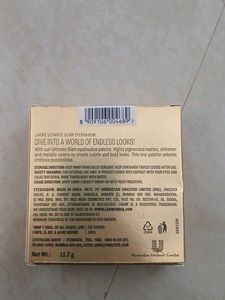 Lakme Ultimate Glam Eyeshadow Palette