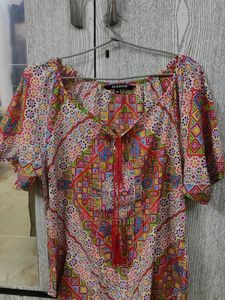 Vibrant Geometric Print Tunic Top