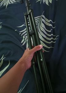 7 ft. Extendable Tripod Stand