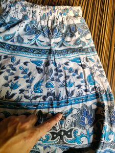 Elegant Fully flared skirt