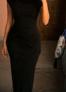 Elegant Black One-Shoulder Maxi Dress